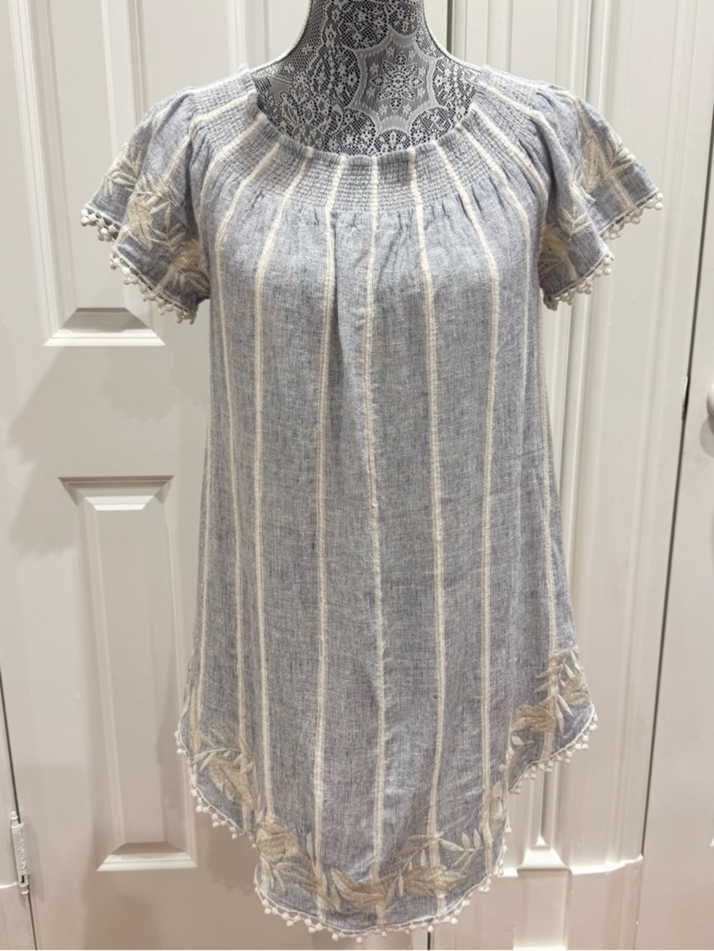 Linen Blend Embroidered Lined Midi Dress 
S/M Boho Festival Summer
